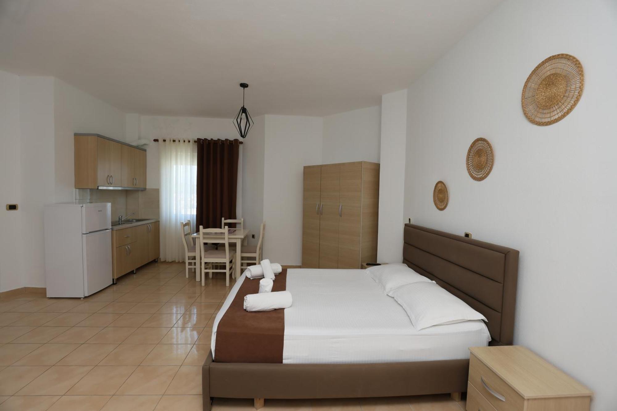 Michelle Apartments Εξαμίλιο Εξωτερικό φωτογραφία