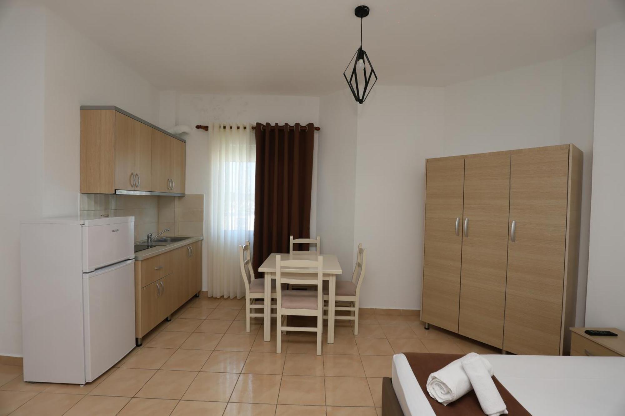 Michelle Apartments Εξαμίλιο Εξωτερικό φωτογραφία