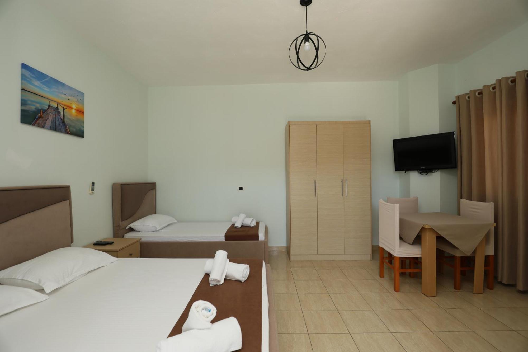 Michelle Apartments Εξαμίλιο Εξωτερικό φωτογραφία