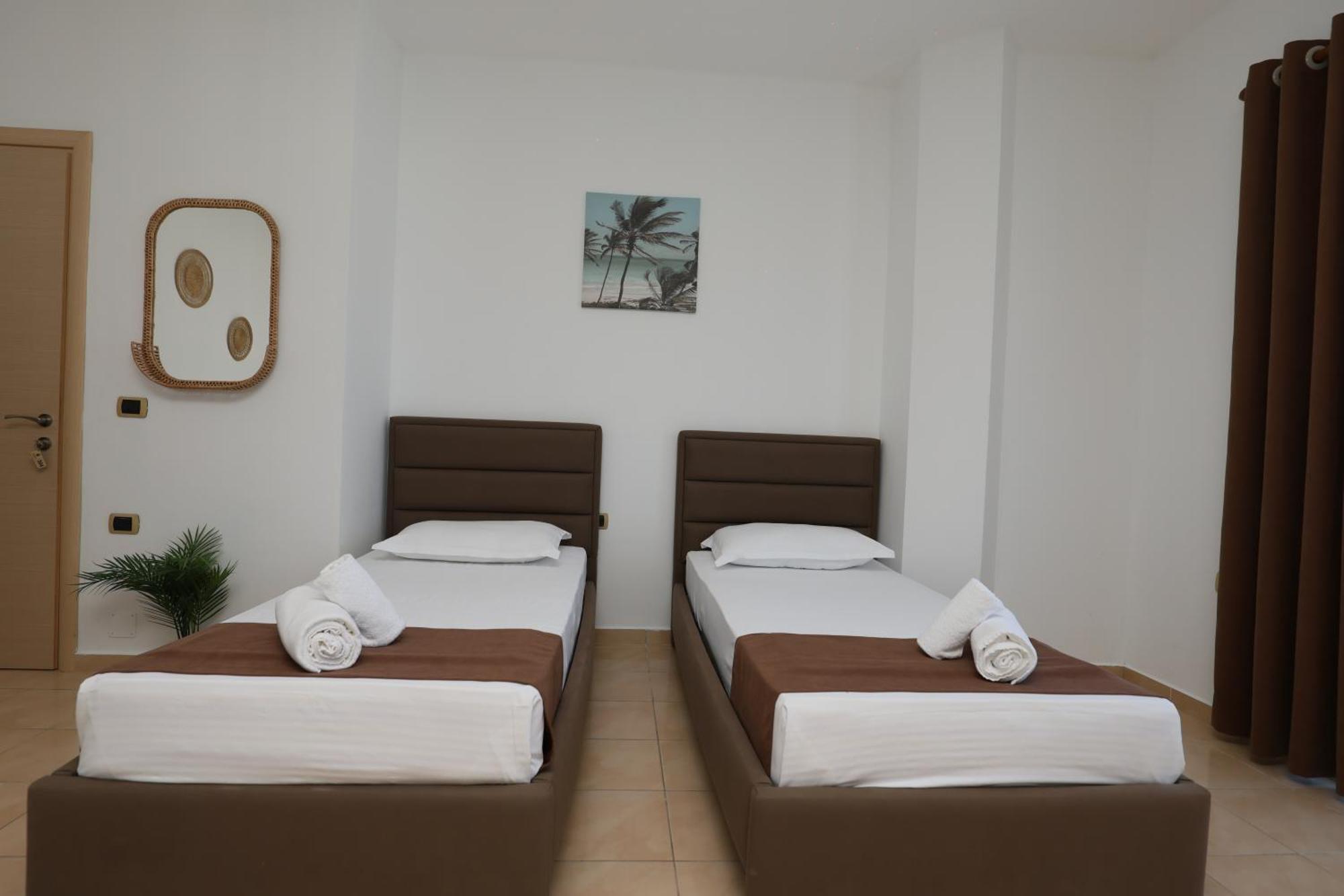 Michelle Apartments Εξαμίλιο Εξωτερικό φωτογραφία