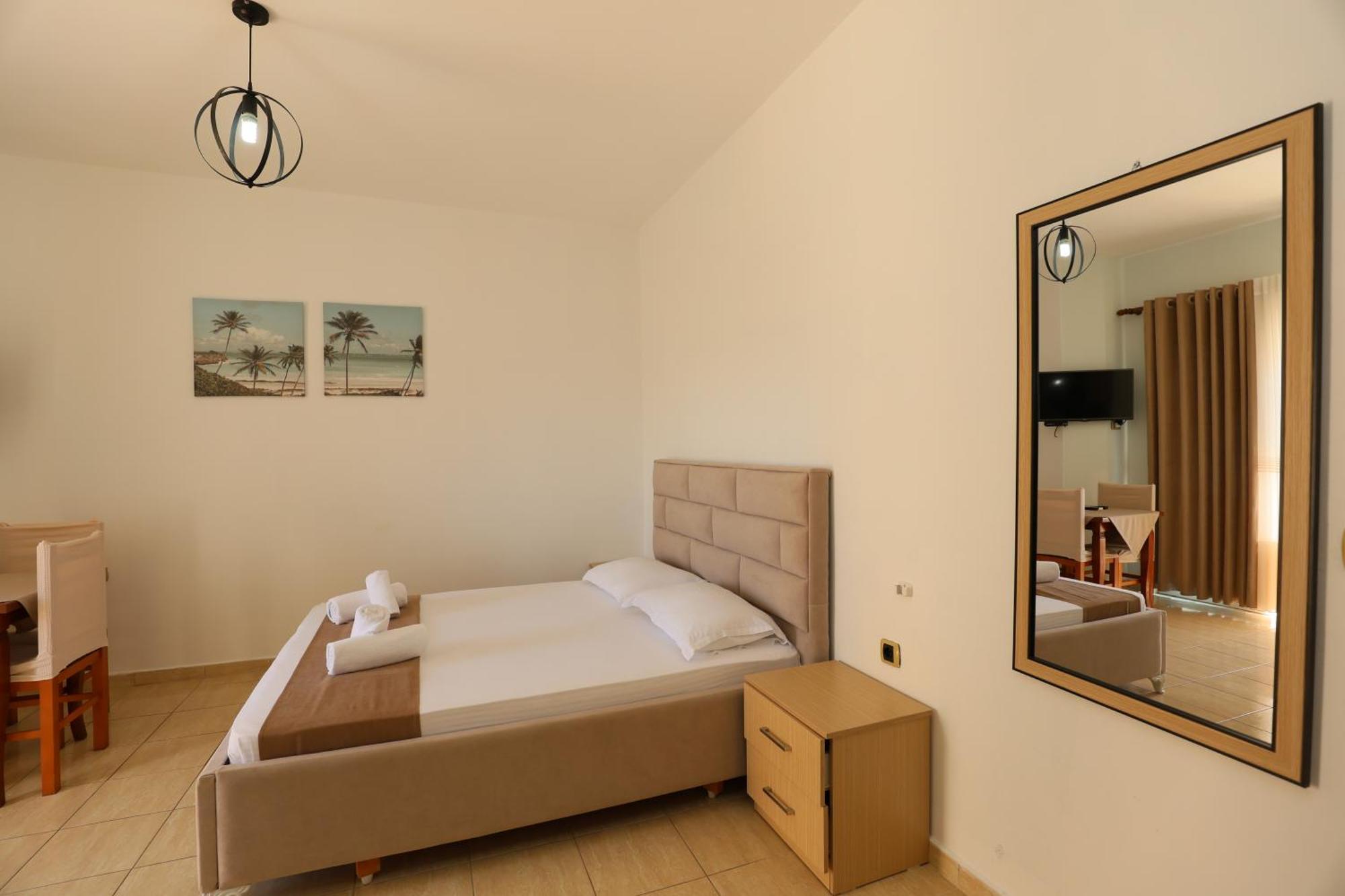 Michelle Apartments Εξαμίλιο Εξωτερικό φωτογραφία