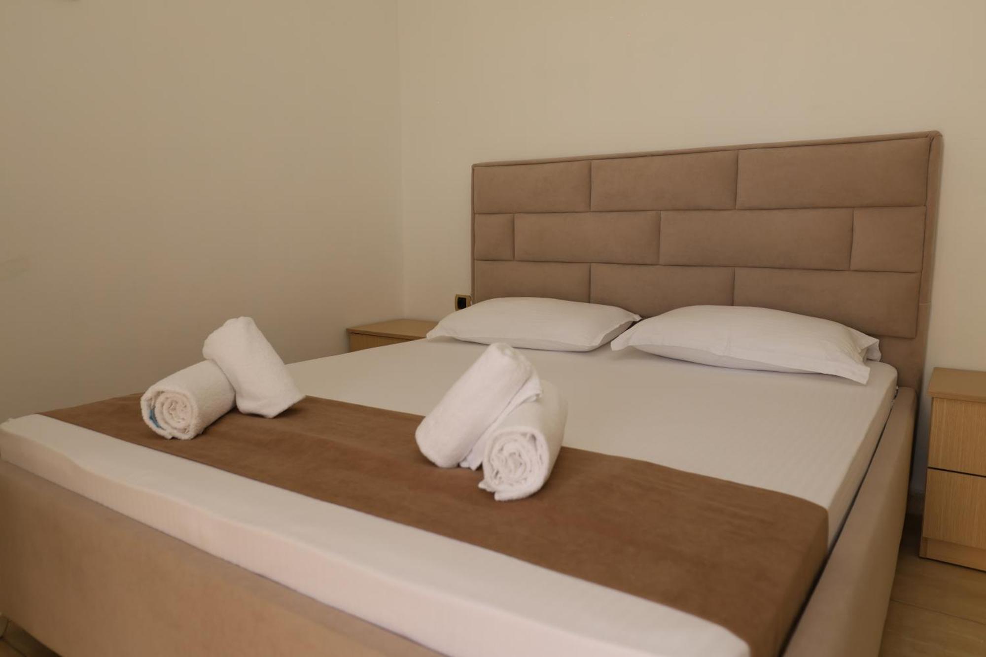 Michelle Apartments Εξαμίλιο Εξωτερικό φωτογραφία