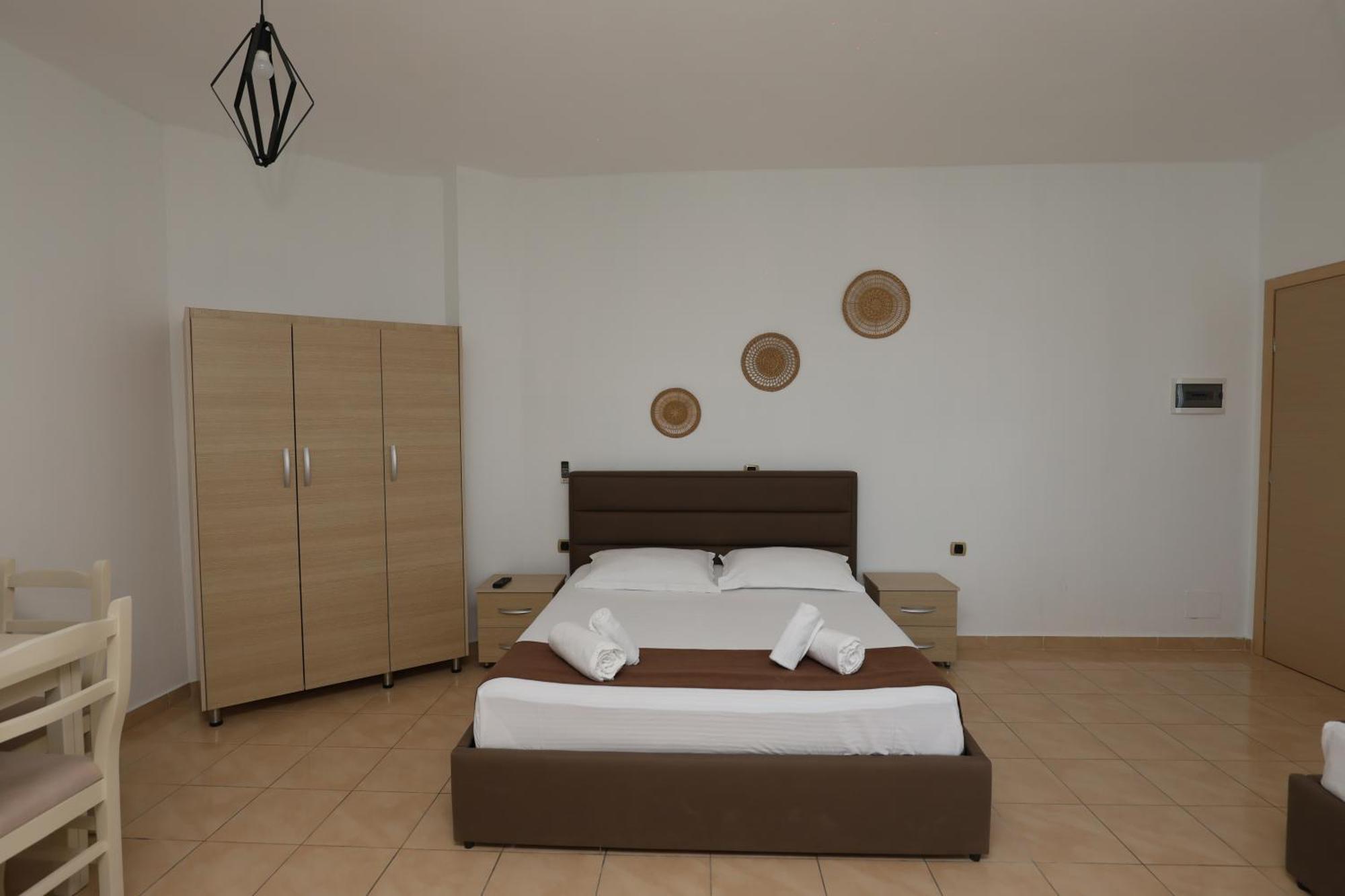 Michelle Apartments Εξαμίλιο Εξωτερικό φωτογραφία
