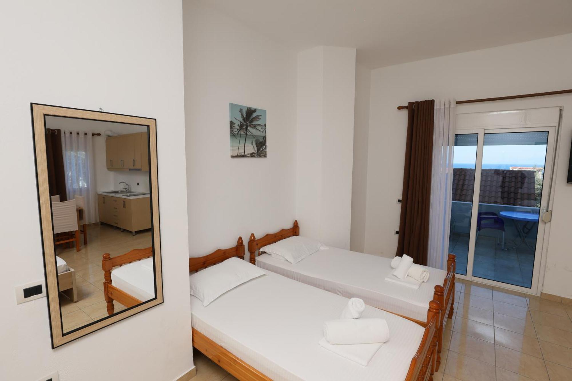 Michelle Apartments Εξαμίλιο Εξωτερικό φωτογραφία