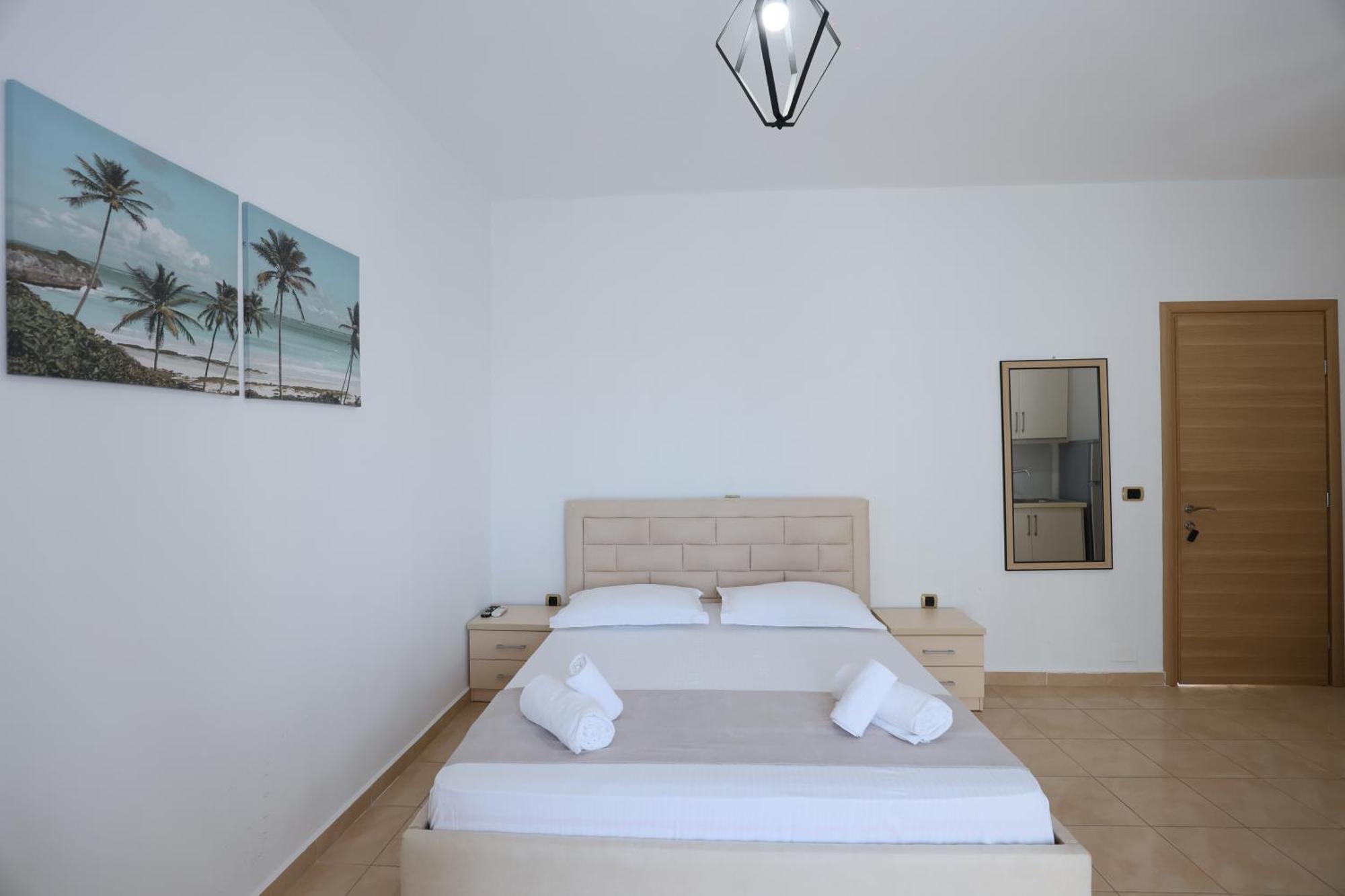 Michelle Apartments Εξαμίλιο Εξωτερικό φωτογραφία